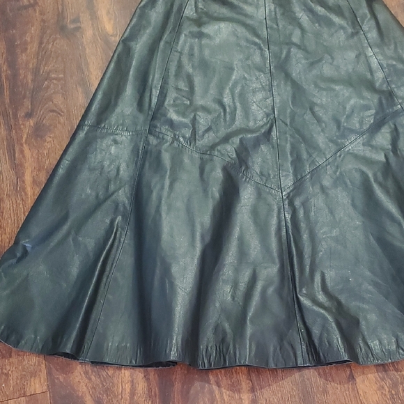 Studio Black A-Line Leather  Skirt - Picture 3 of 8